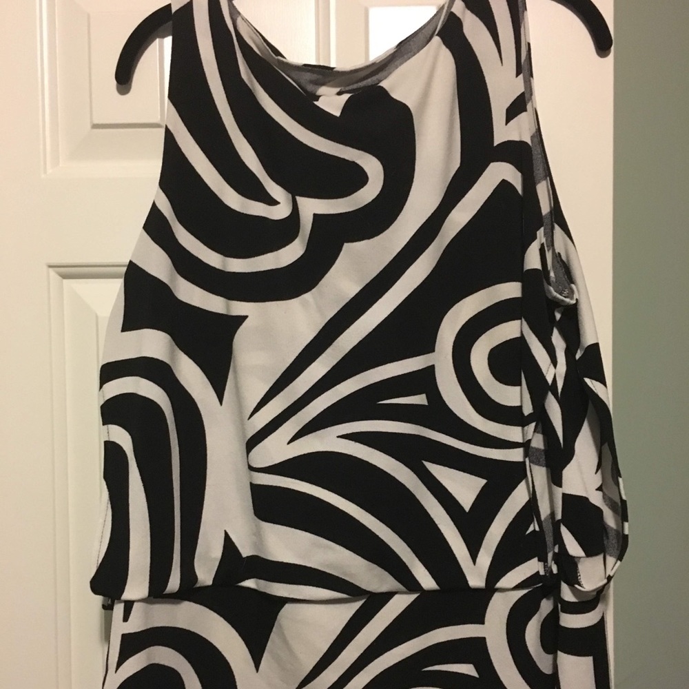 Ann Taylor Sleeveless Black & White Blouse XL